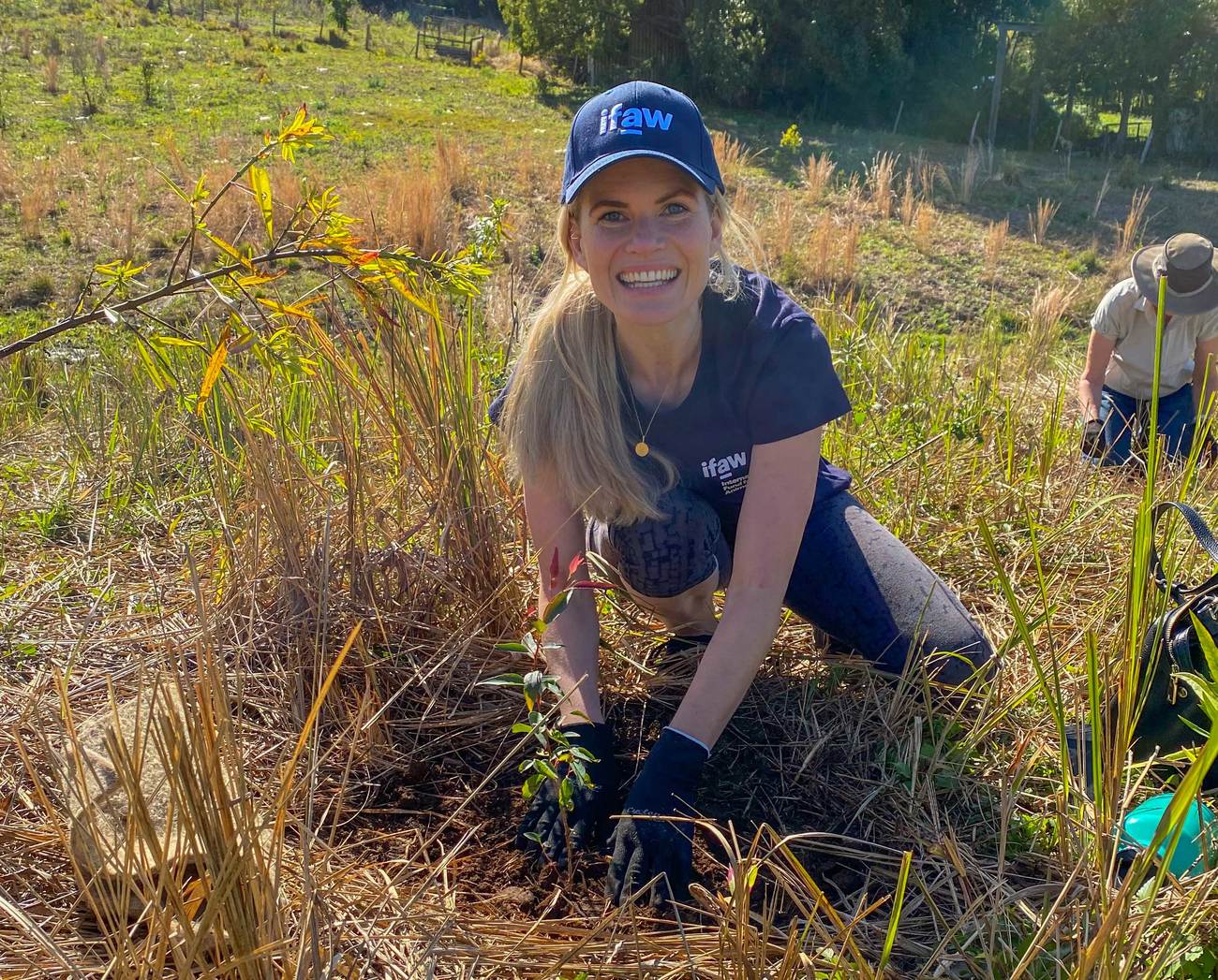 IFAW Ambassador Bonnie Sveen planting trees for koalas