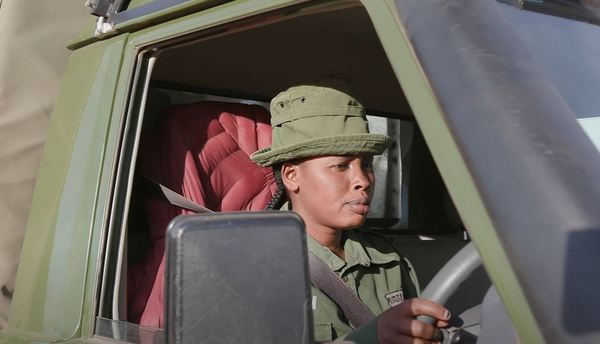 first female driver in Kenya’s Amboseli enhances wildlife protection