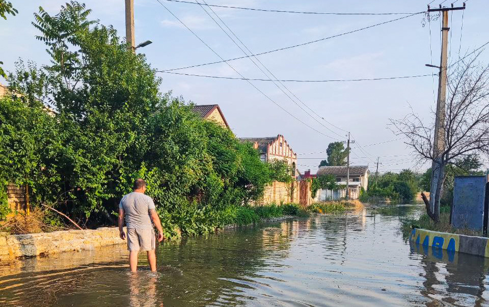 Major flooding caused by the destruction of Ukraine’s biggest dam