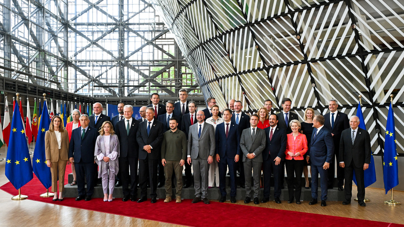 Group photo at the European Council on 27 June 2024
