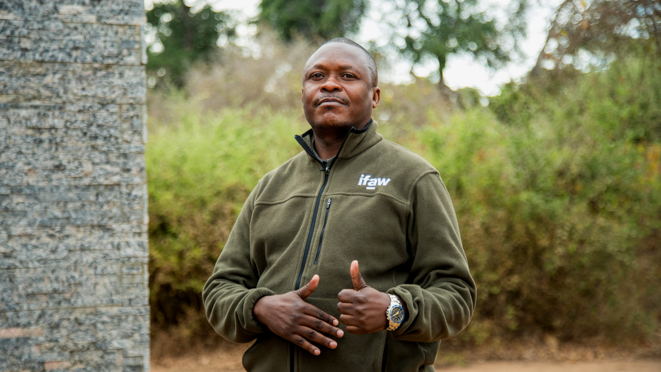 Chris Kaoma, IFAW’s Head of Programs for Zambia at the Chongwe check point of Lower Zambezi NP.